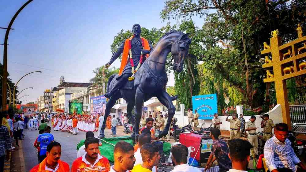 बेळगाव : अभूतपूर्व शोभायात्रा VIDEO