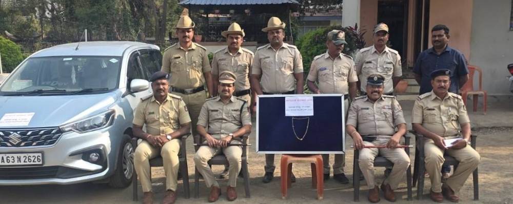 belgaum-news-kagwad-police-arrest-four-for-stealing-jewelry-from-womens-bags-while-boarding-bus-202601.jpg | बेळगाव; 4 जणांना अटक; काहीजण फरार | belgaum news | belgavkar बेळगावकर