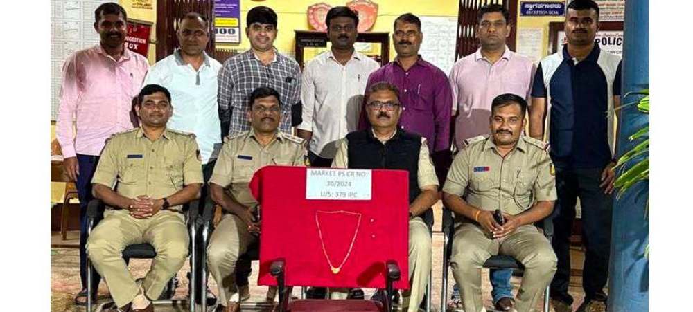 बेळगाव : दागिने चोरणारी महिला; बस स्थानकामध्ये गर्दीचा फायदा...