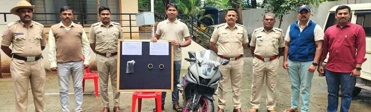 बेळगाव : @टिळकवाडी दुचाकी, मोबाईल जप्त