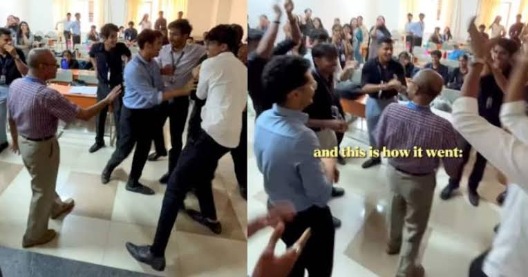 Viral Video : वर्गात विद्यार्थ्यांचे कडाक्याचे भांडण.....