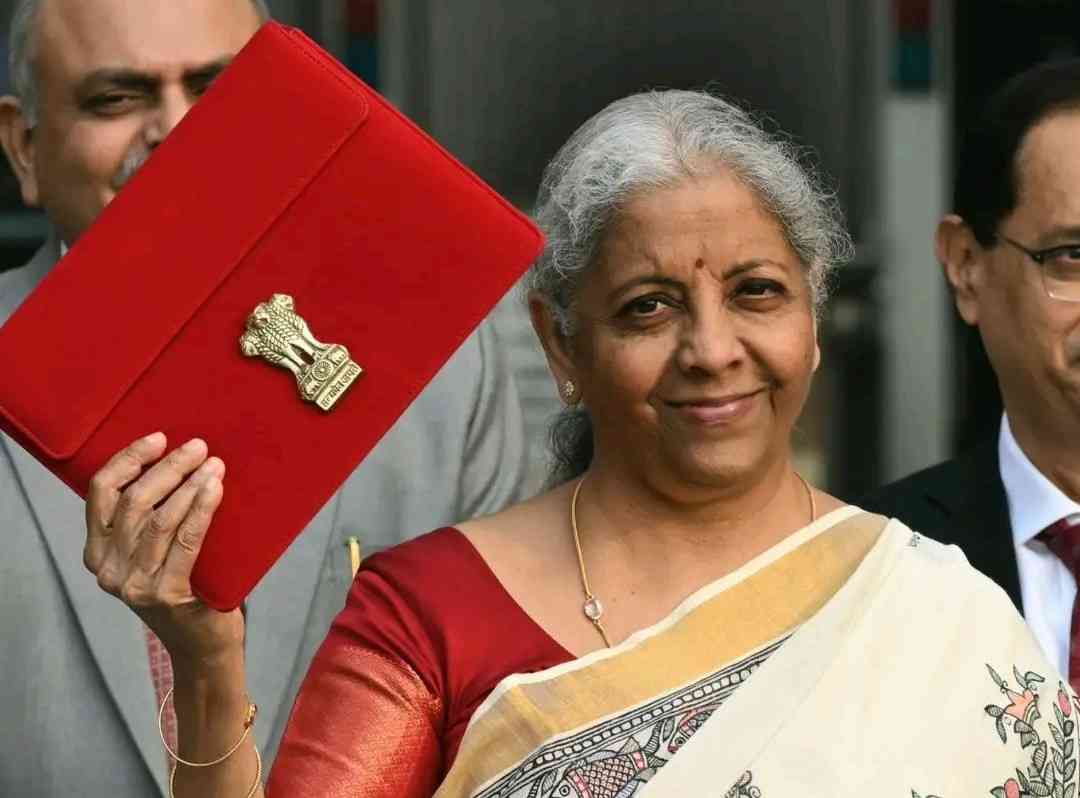 Union Budget 2025 : नवीन इन्कम टॅक्स बिल; अर्थमंत्री निर्मला सितारामन यांची मोठी घोषणा