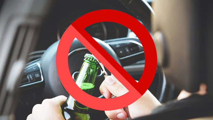 आता मद्यपान करून वाहन चालवता येणार नाही, ड्रायव्हिंग सीटवर बसताच वाजणार अलार्म...!