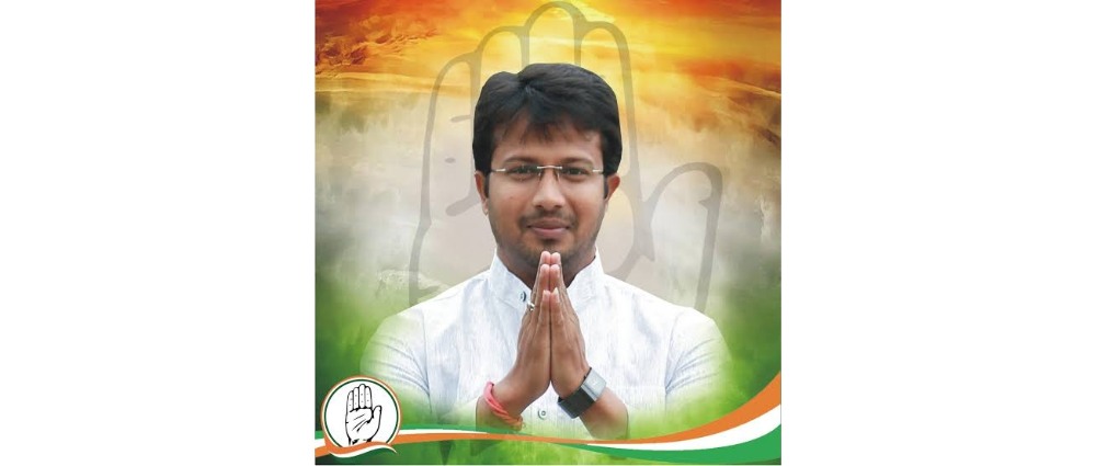 former-ministers-son-arrested-by-dhule-police-in-firing-case-son-of-a-former-minister-was-arrested-by-maharashtra-police-dhule-202512.jpg | पैशांचा पाऊस, गोळीबार… अन् माजी मंत्र्याच्या मुलाला अटक — पोलिसांनी आंदोलनातूनच उचललं; | belgaum news | belgavkar बेळगावकर