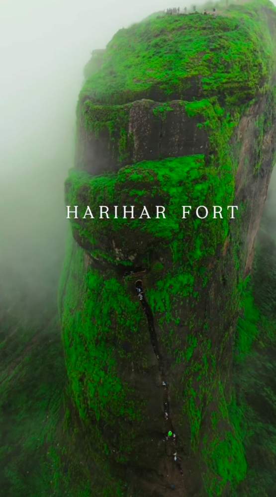 harihar-fort-nashik-maharashtra-fall-to-death-harihar-fort-tourists-harihar-fort-most-dangerous-trek-in-india-nashik-bhandara-youth-death-harihar-fort-most-dangerous-trek-in-india-202508.jpg | हरिहर गडावर ट्रेकला गेलेल्या तरुणाचा दुर्दैवी अंत, खोल दरीत आढळला मृतदेह | belgaum news | belgavkar बेळगावकर