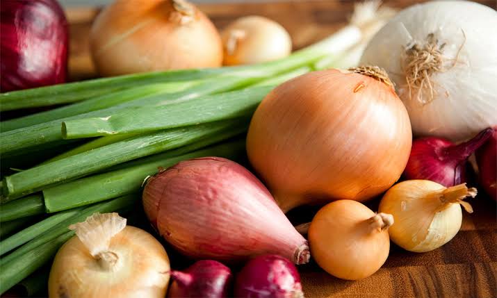 शेतकऱ्यांनो पाठवा तुमचा कांदा विदेशातही; Onion exports : India lifts ban on sending onions out of the country