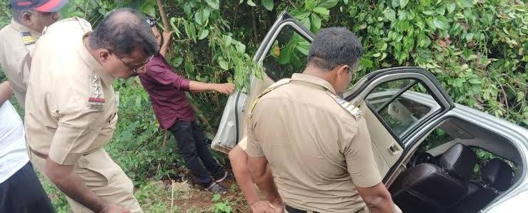 belgaum | कर्नाटक : डॉक्टरचा खून प्रॉपर्टी वादातून; खून केला आणि गाडी तिलारी परिसरात कर्नाटक : डॉक्टरचा खून प्रॉपर्टी वादातून; खून केला आणि गाडी तिलारी परिसरात