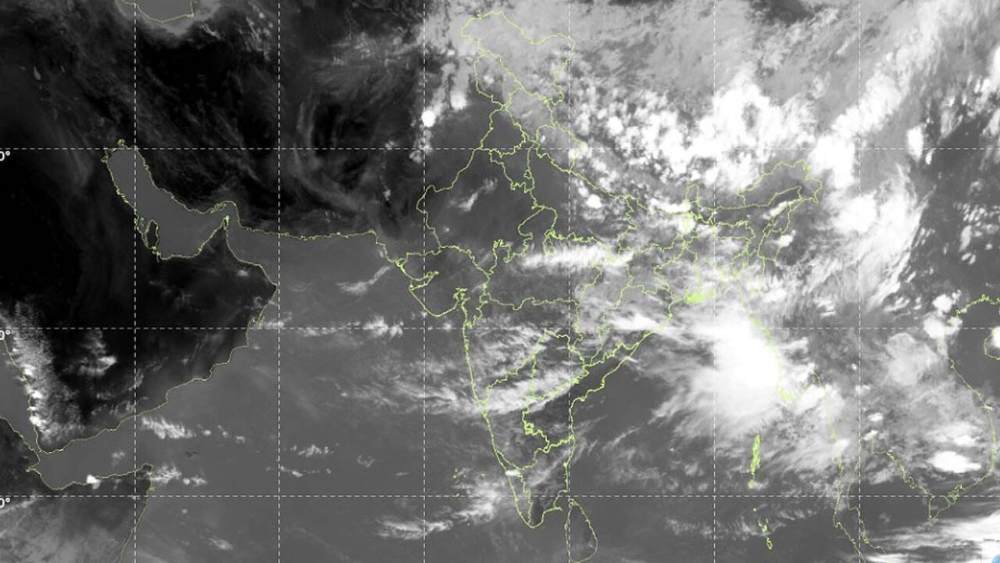 monsoon-disappeared-no-rain-clouds-in-70-percent-of-india-including-maharashtra-satellite-photos-has-monsoon-disappeared-satellite-captures-70-of-india-without-rain-clouds-202607.jpg | मान्सून गायब झालाय का? | belgaum news | belgavkar बेळगावकर