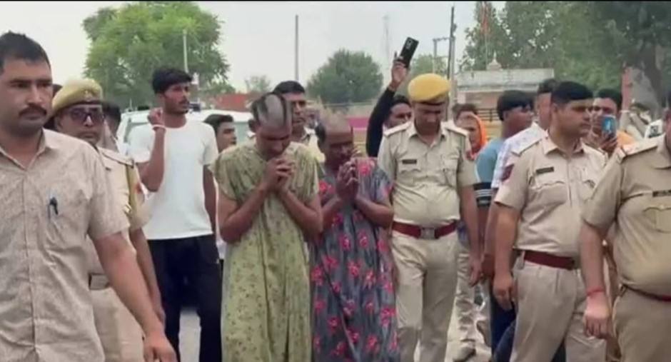 viral-video-first-hit-then-crushed-under-a-car-bull-killed-in-a-very-brutal-manner-bull-repeatedly-run-over-by-car-in-sikar-202510.jpg | आधी टक्कर मारली, मग गाडीखाली चिरडले — बैलाची अतिशय क्रुर हत्या... Viral Video | belgaum news | belgavkar बेळगावकर