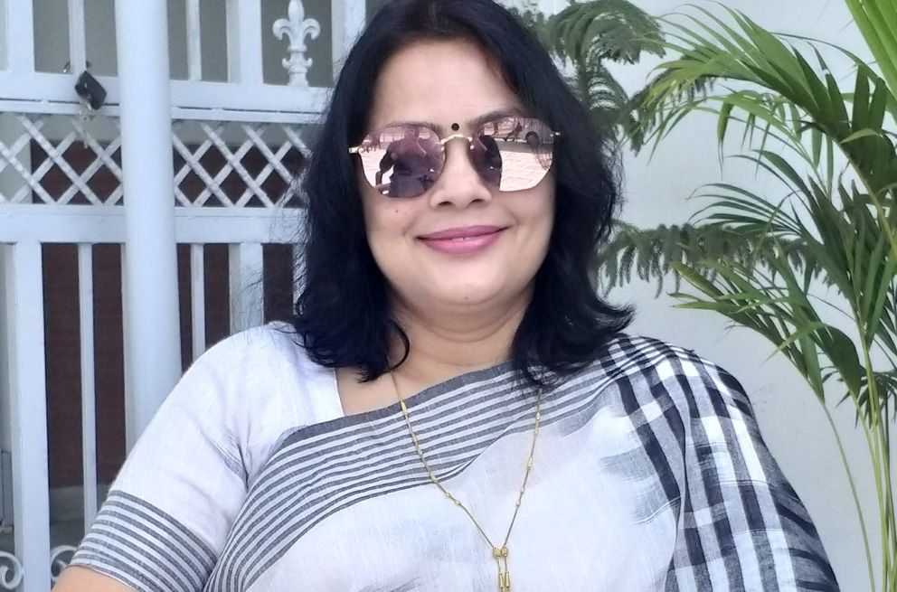 मोबाईलमुळे मुली बिघडल्या; पालकांनी लक्ष ठेवायला हवं;